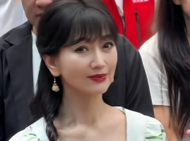 赵雅芝西湖被偶遇，满脸皱纹，瘦得皮包骨，网友：不老女神真老了-柠檬资源分享网
